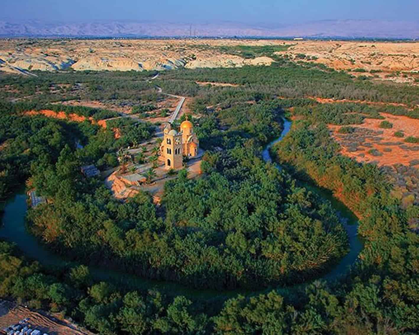 Sito del Battesimo di Betania oltre il Giordano durante il pellegrinaggio in Giordania