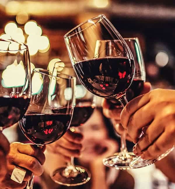 Abbinamenti raffinati durante una degustazione di vini giordani