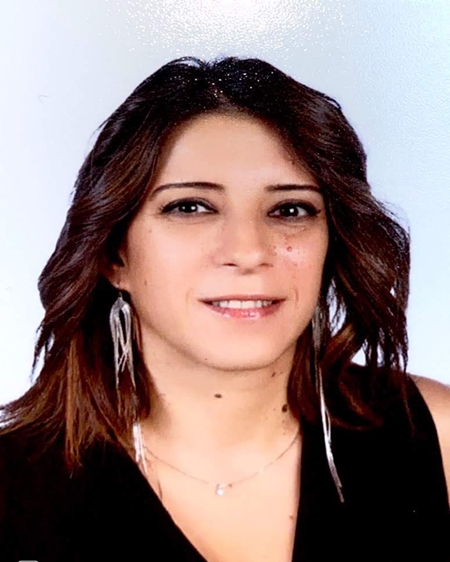 Портрет Serene Janini, основательницы и генерального директора Quest Travel Jordan